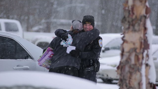 These Adorable Cops Just Made My Day With Surprise Christmas Stops